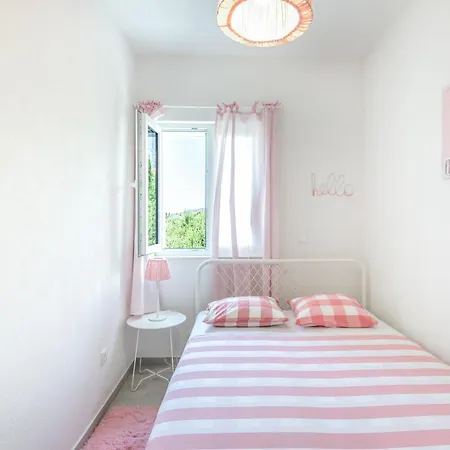 Ksenija Deluxe Residence شقة *