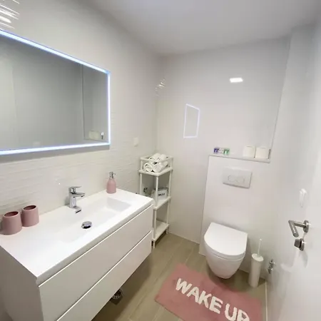 Ksenija Deluxe Apartamento