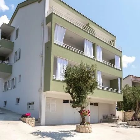 Ksenija Deluxe Residence *